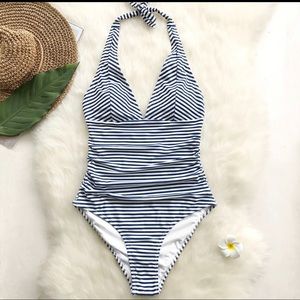 CUPSHE | halter swim suit